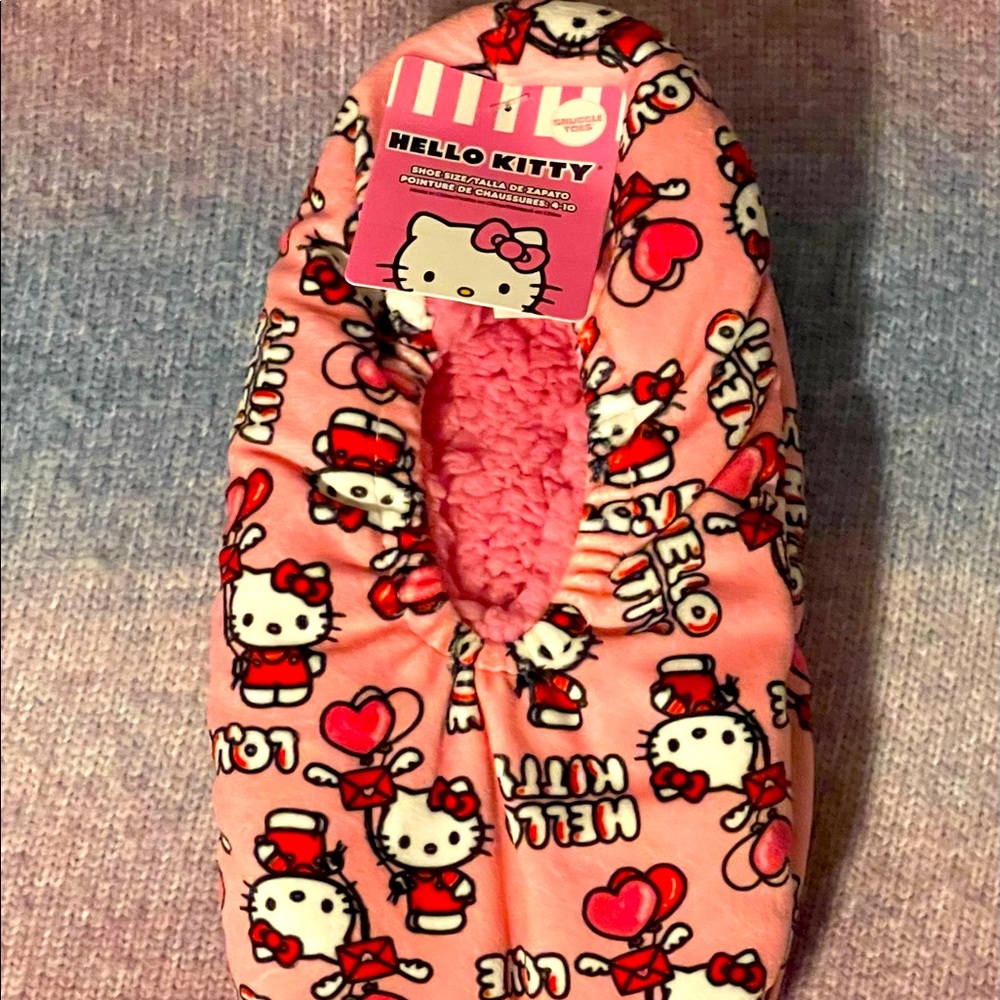 Hello kitty slippers